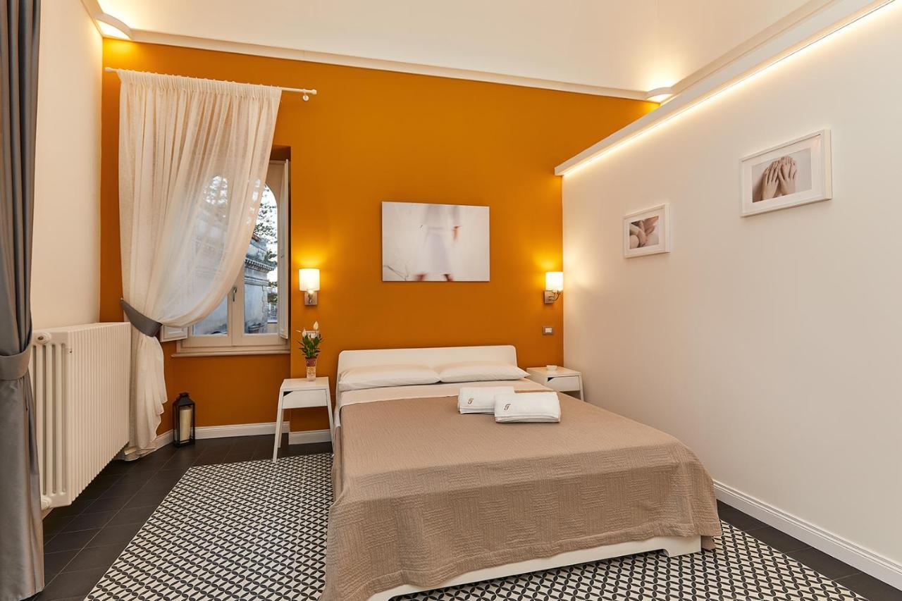 Donna Teresa Guest House Lecce Exteriör bild